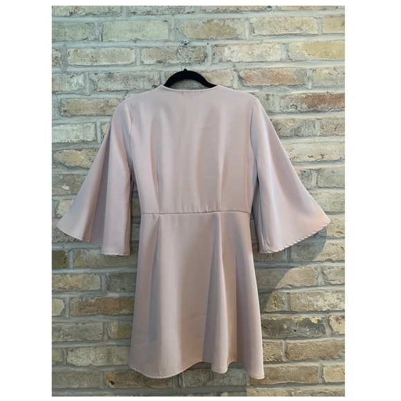 Mini wrap dress - Picture 2 of 3